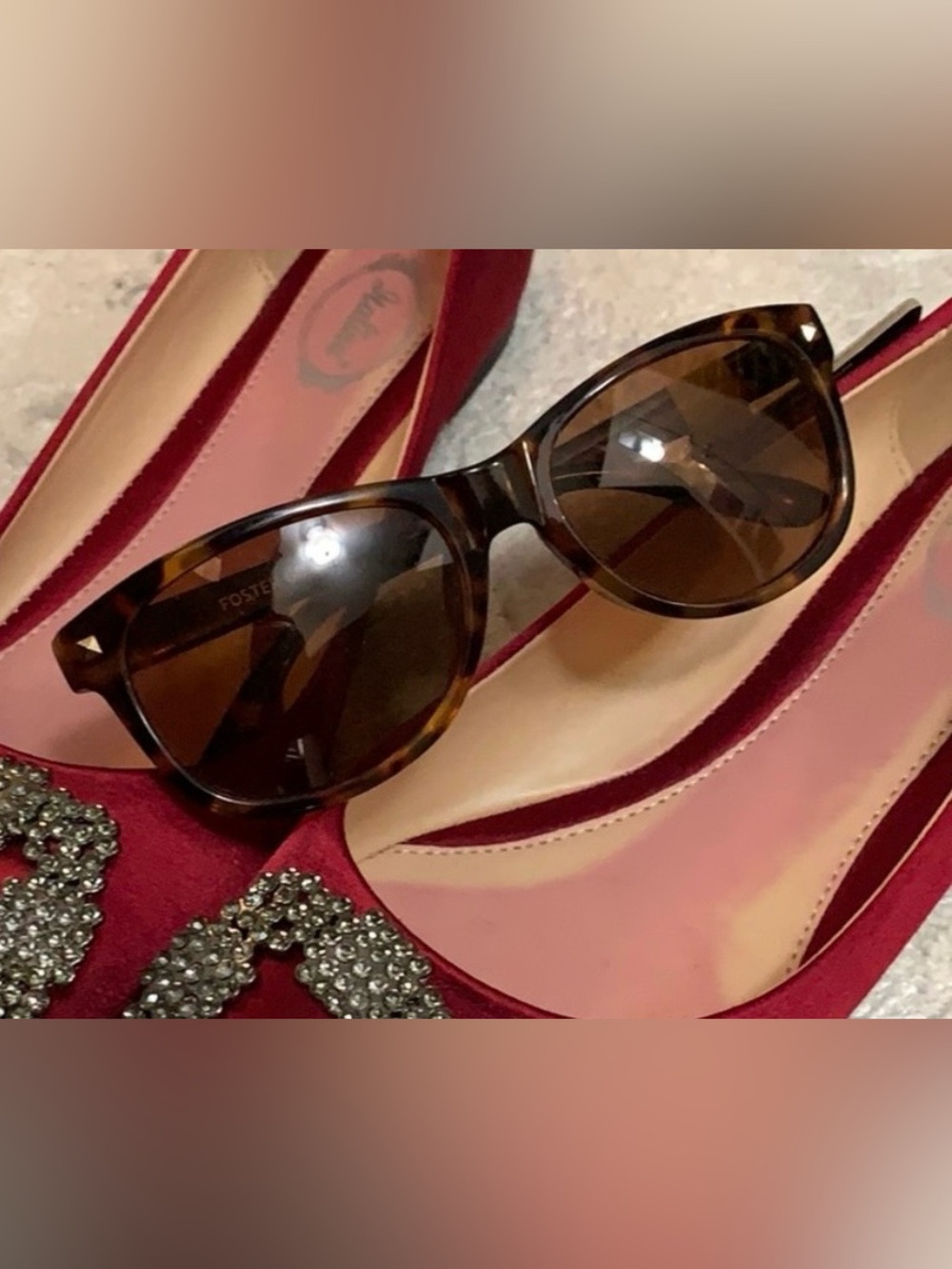 Brown Women’s Sunglasses Polarized By Foster Grant NEW!